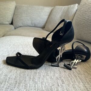 Yves Saint Laurent heel